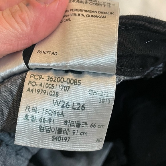 Levi's Black Denim Jeans - Picture 5 of 5